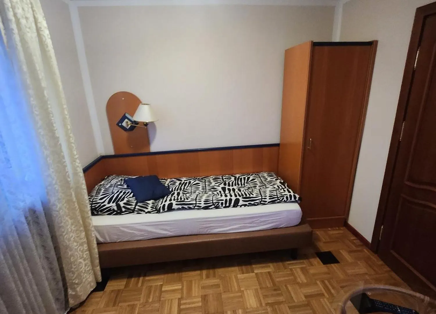 Pension Einzellzimmer Mit Extra Bad Zimmer 25 Núremberg